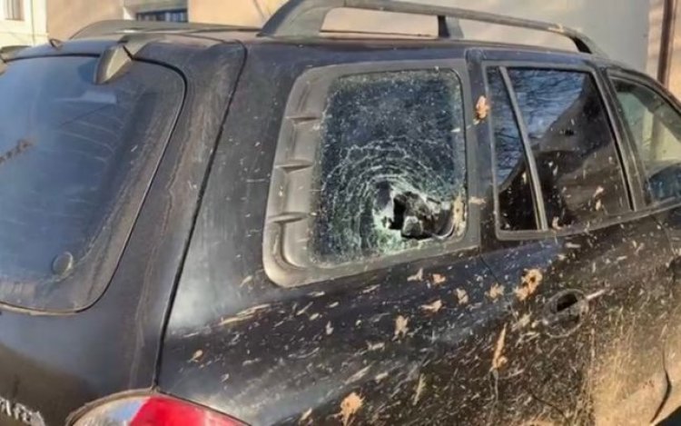 Atac cu topoare pe moşia lui Gigi Neţoiu. „Mi-au distrus maşina, un angajat era să fie omorât şi poliţia nu face nimic“